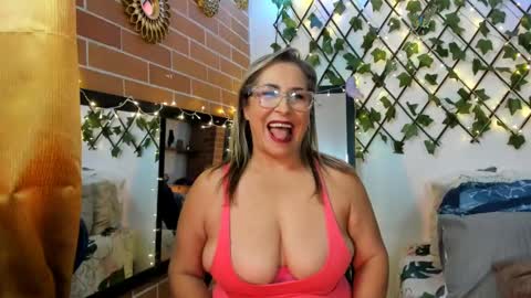 maja_hills online show from 03.05.25