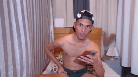 Snapshot of majestic_anne chatting on 10.01.25 Annalyn online show from 10.01.25