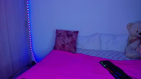 Snapshot of majo_gallego chatting on 02.08.25 majito online show from 02.08.25