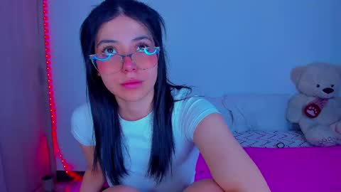 Snapshot of majo_gallego chatting on 03.05.25 majito online show from 03.05.25