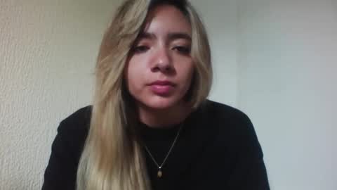 majo_gomezz online show from 12.02.25
