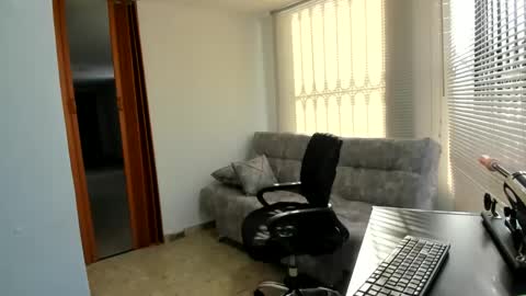 Majo Soussa online show from 01.11.25