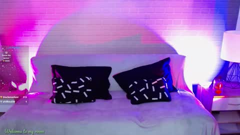 Makarena  online show from 02.27.25