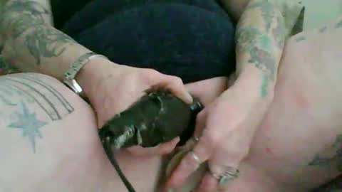 Snapshot of make_me_cum_69x chatting on 01.18.26 make_me_cum_69x online show from 01.18.26