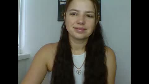 make_mesmile online show from 10.04.25