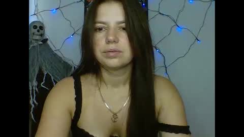 make_mesmile online show from 11.02.25