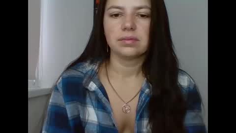 make_mesmile online show from 11.10.25