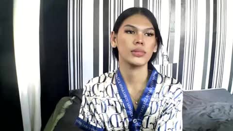 Snapshot of makekeanacum chatting on 03.07.25 SWEET KEANA online show from 03.07.25