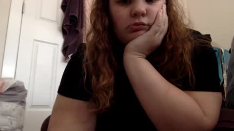 makemesquirt06 online show from 09.13.25