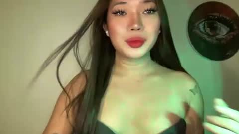 Snapshot of makemesquirt_xxx chatting on 08.05.26 KEANA online show from 08.05.26