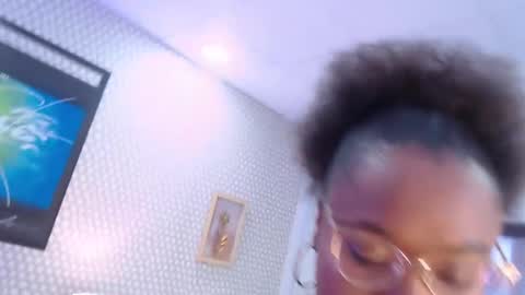Snapshot of makena_gh chatting on 02.16.25 makena online show from 02.16.25
