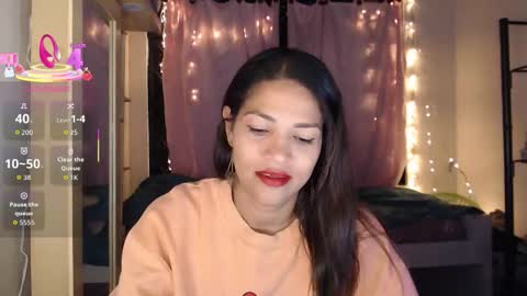 MAKENNAA online show from 10.09.25