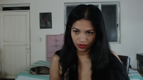 MAKENNAA online show from 04.20.26