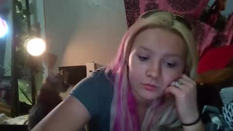 KarizmaticKitten online show from 02.27.26