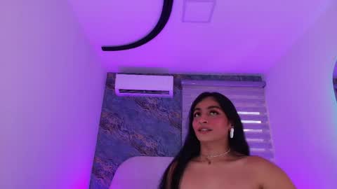 malaia thompson  online show from 04.19.26