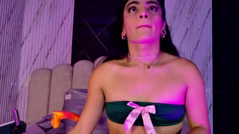 malaia thompson  online show from 05.11.26