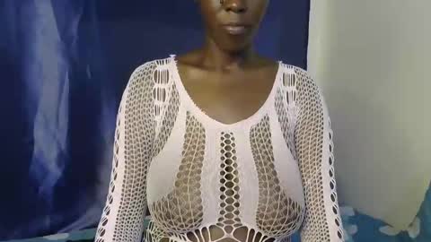malaika_musa online show from 10.07.25