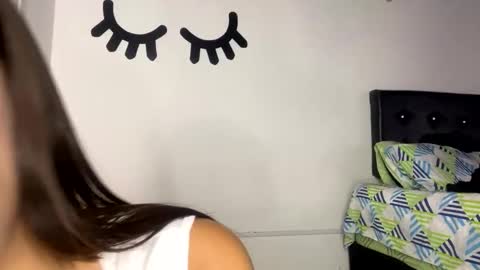 Malaikah online show from 02.05.25