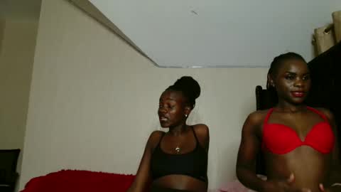 malani_malia online show from 11.10.25