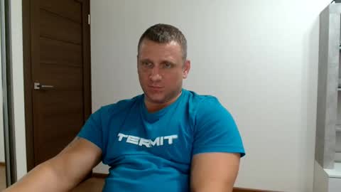 malchyshka online show from 10.31.25