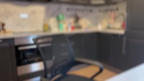 Snapshot of malcolm_yang chatting on 11.03.25 Tom and Mark 3 online show from 11.03.25