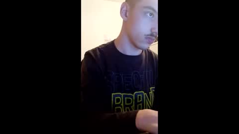 Snapshot of male20y chatting on 04.03.26 male20y online show from 04.03.26