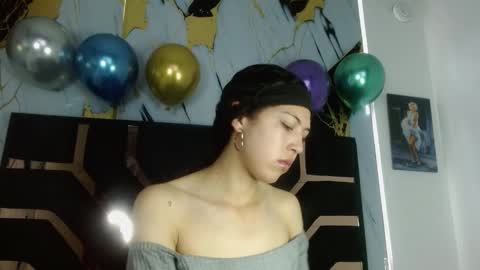 malejacs01 online show from 09.24.25