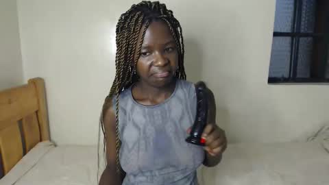 Snapshot of malia_latifa chatting on 02.24.26 lati online show from 02.24.26