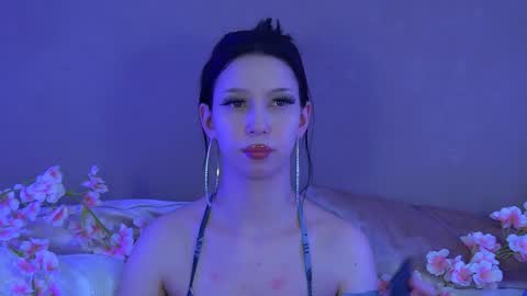 Snapshot of malialandre chatting on 01.27.25 Malialandre online show from 01.27.25