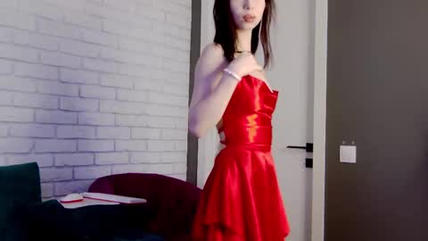 Snapshot of malialandre chatting on 02.21.25 Malialandre online show from 02.21.25