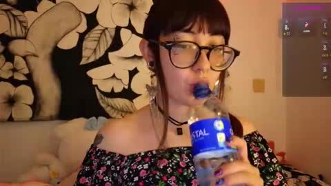 Mar  Alicia     Rosie  v A L I C I A W I T C -  Meg Cherie online show from 02.10.26