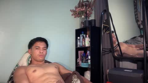 Snapshot of malikgray chatting on 10.03.25 Malik  online show from 10.03.25
