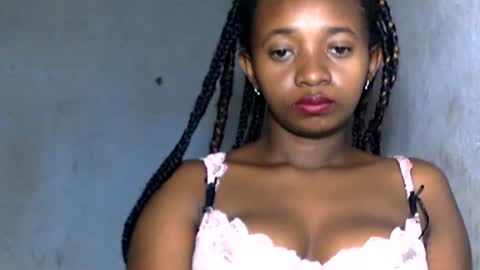 malinah01 online show from 12.20.24