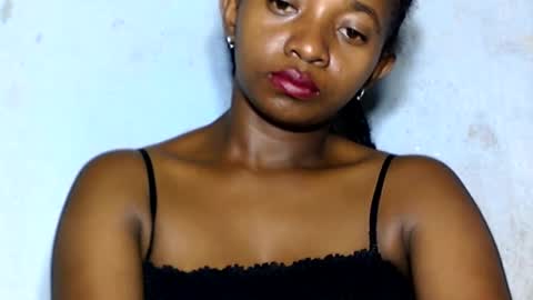 malinah01 online show from 12.26.24