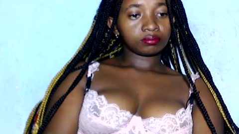 malinah01 online show from 01.07.25