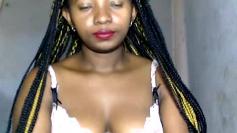 malinah01 online show from 01.08.25