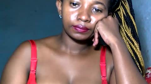 malinah01 online show from 01.11.25