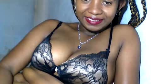 malinah01 online show from 01.25.25