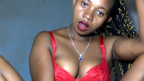 malinah01 online show from 01.27.25