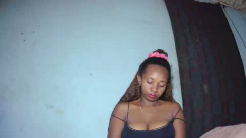 malinah01 online show from 09.11.25