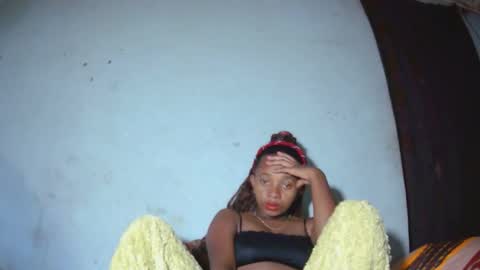 malinah01 online show from 09.16.25