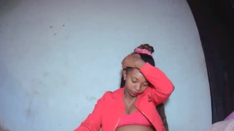 malinah01 online show from 09.22.25