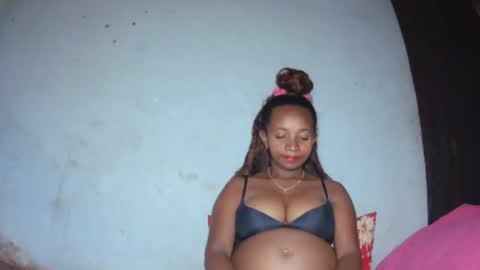 malinah01 online show from 09.25.25