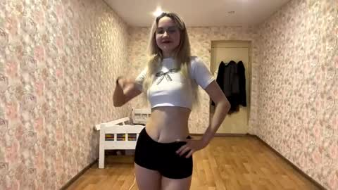 Amelia online show from 09.15.25