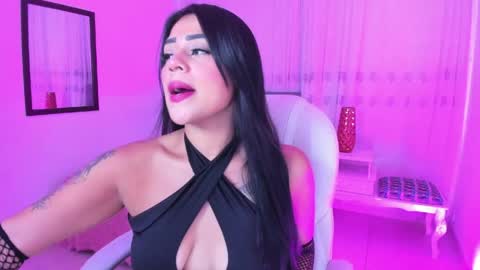 Mallorie online show from 04.20.26