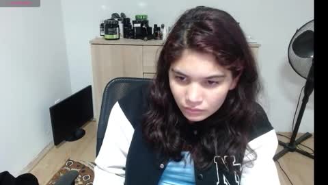 Snapshot of mallorymyers chatting on 10.12.25 mallorymyers online show from 10.12.25