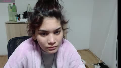 Snapshot of mallorymyers chatting on 11.01.25 mallorymyers online show from 11.01.25