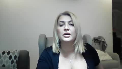 malorine online show from 11.25.25