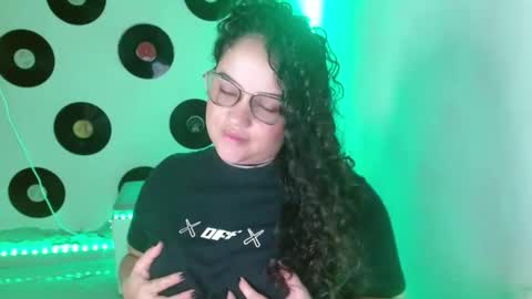 Snapshot of malorymorgantt chatting on 02.07.25 MI INSTAGRAM soy glory01 online show from 02.07.25