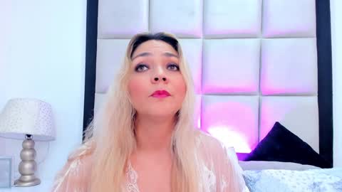 Snapshot of malorysweet chatting on 12.29.24 MalorySweet online show from 12.29.24